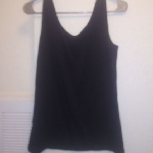LEO & NICOLE SLEEVELESS CAMISOLE - Picture 3 of 3